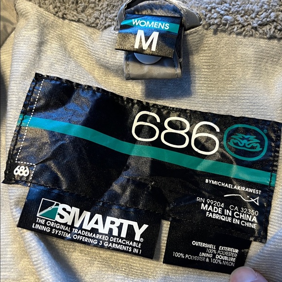 686 Snowboard Ski Jacket Women's Size M Mulitpocket Striped - Picture 16 of 16